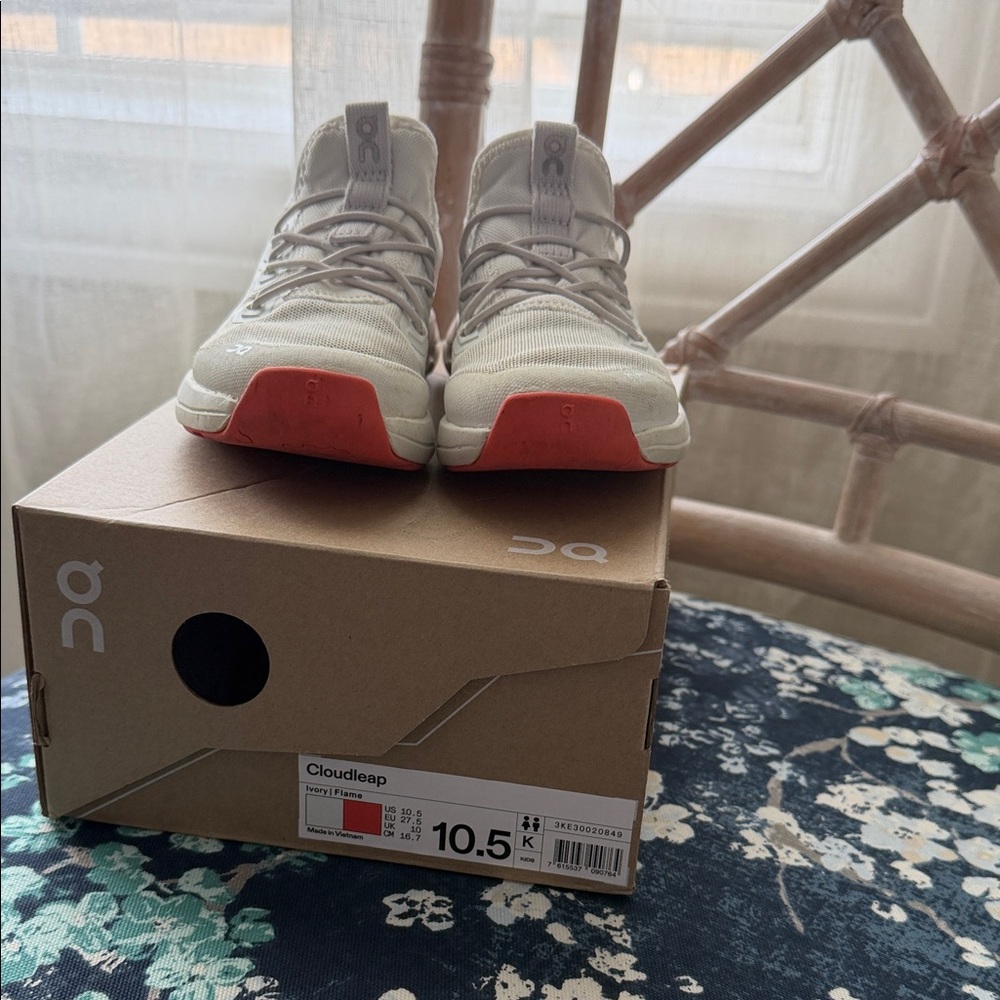 On Cloudleap Sneakers - Ivory and Flame